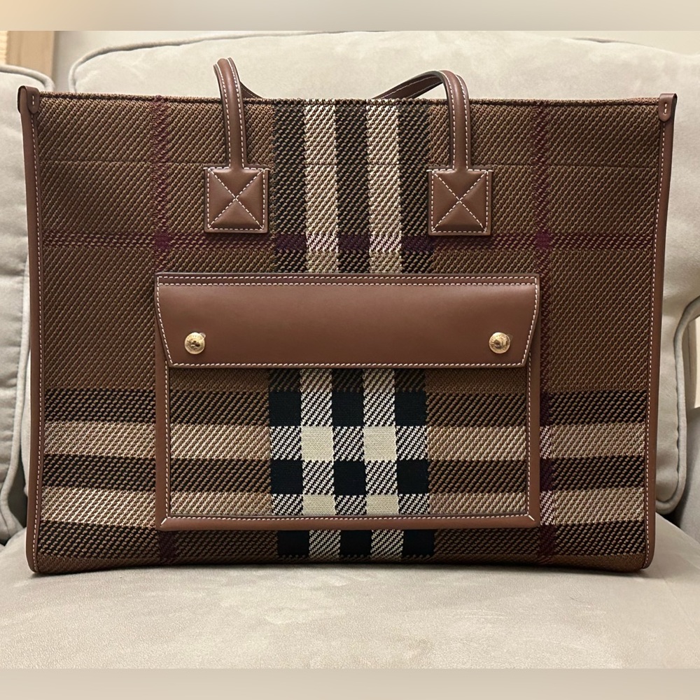 Burberry Medium Knitted Freya Check Tote Bag